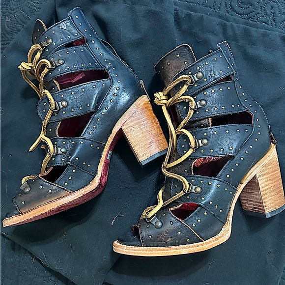 Freebird Brandy size 7 Black - Picture 2 of 4